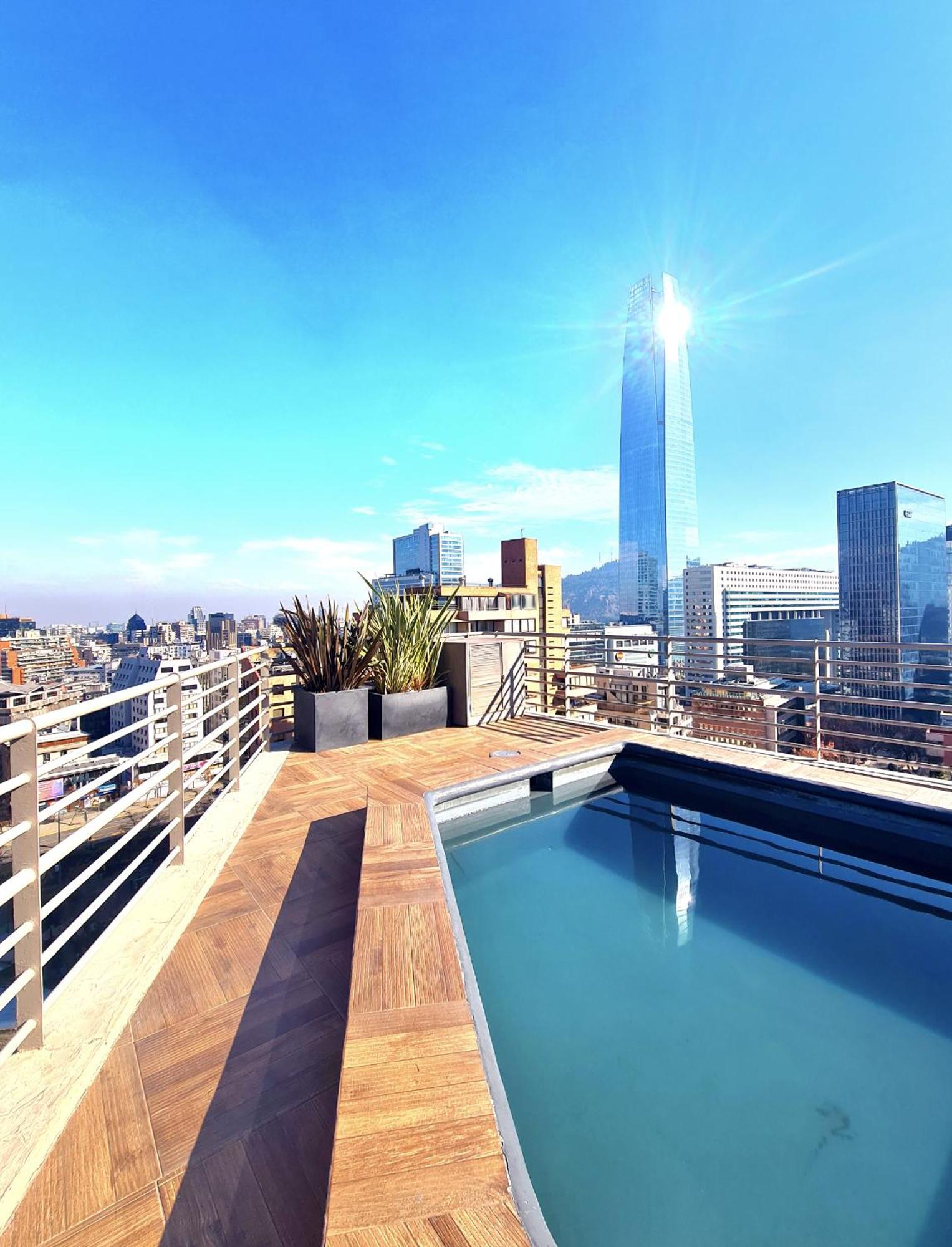 Apartamento San Sebastian Las Condes I Piscina I Estacionamiento Apartment *