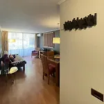 Apartamento San Sebastian Las Condes I Piscina I Estacionamiento